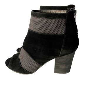 Reba Black Suede Ankle Boot Booties 8M Heeled